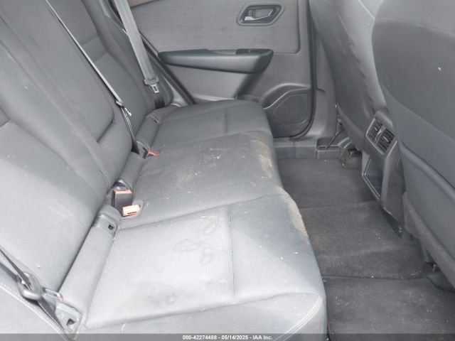 5N1BT3AA7PC888985 Nissan Rogue S Fwd