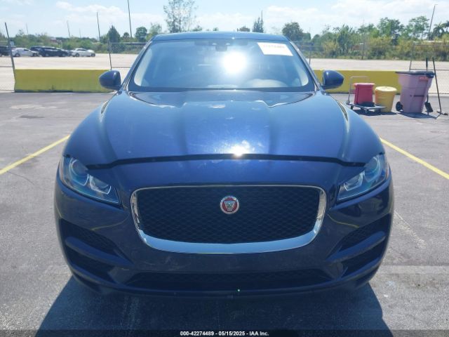 SADCJ2BV4HA884503 Jaguar F-pace 35t Premium