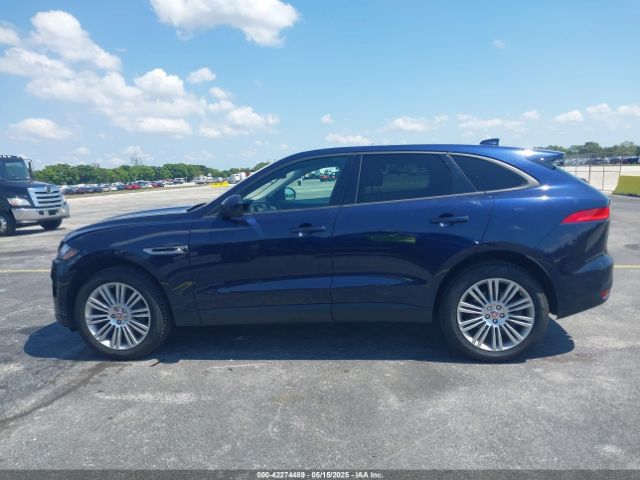 SADCJ2BV4HA884503 Jaguar F-pace 35t Premium