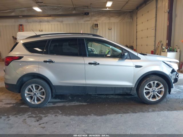 1FMCU9HD1KUA52418 Ford ESCAPE SEL
