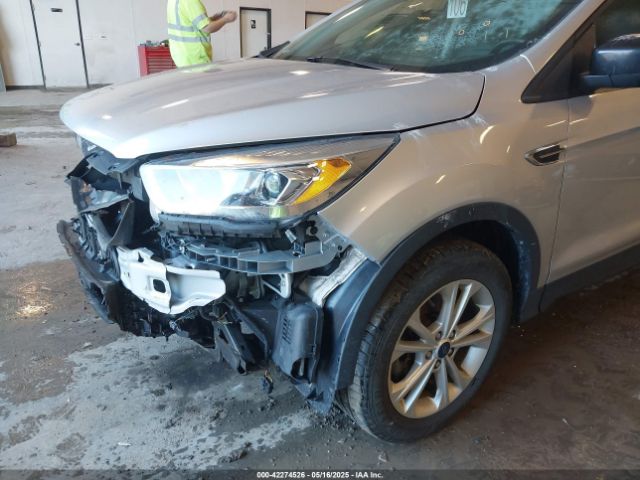 1FMCU9HD1KUA52418 Ford ESCAPE SEL