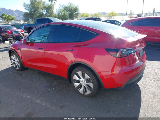2023 TESLA MODEL Y 7SAYGDEE3PF867496 Photo 2