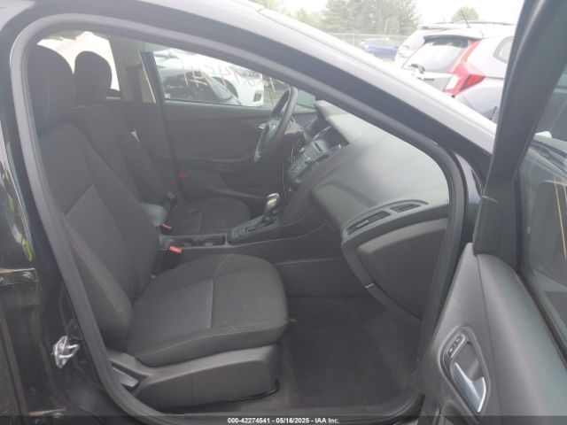1FADP3F26FL239511 Ford FOCUS SE