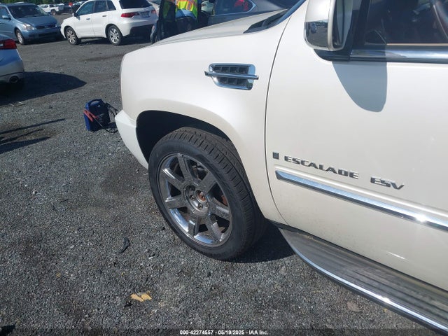 2009 CADILLAC ESCALADE ESV 1GYFK26269R263525 Photo 5