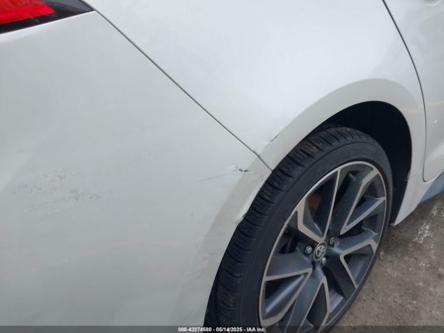 JTDS4RCE2LJ015865 Toyota COROLLA SE