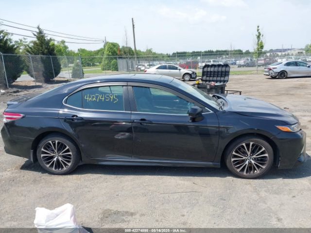 4T1B11HK0JU039078 Toyota CAMRY SE