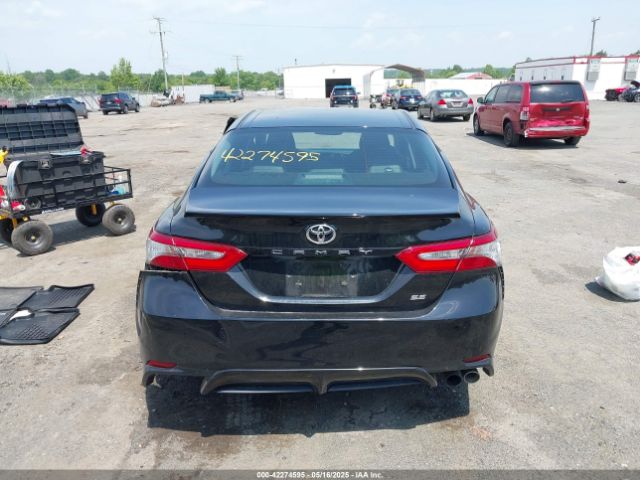 4T1B11HK0JU039078 Toyota CAMRY SE