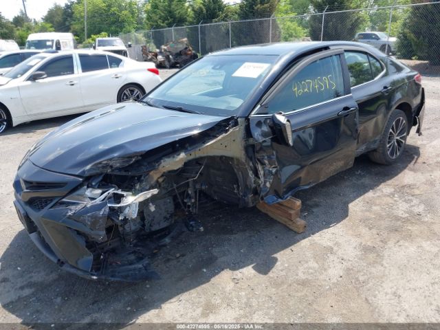 4T1B11HK0JU039078 Toyota CAMRY SE