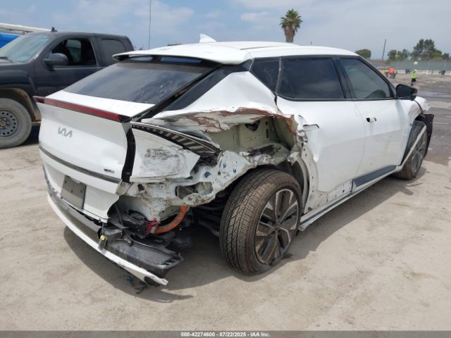 2022 KIA EV6 KNDC44LA9N5030847 Photo 3