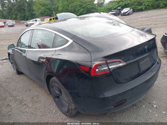 2019 TESLA MODEL 3 5YJ3E1EA9KF397654 Photo 2