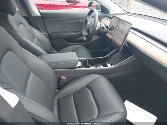 2019 TESLA MODEL 3 5YJ3E1EA9KF397654 Photo 4