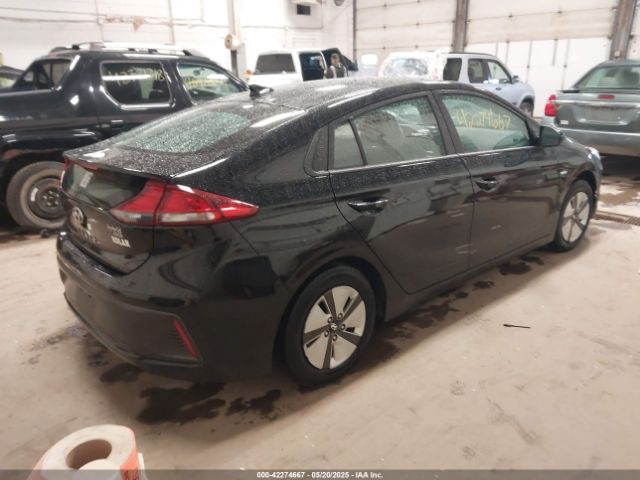 KMHC65LC9JU068768 Hyundai Ioniq Hybrid Blue