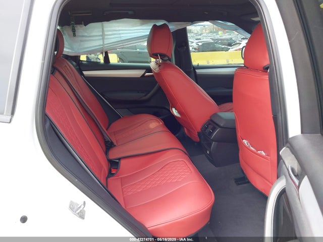 5UXWX7C58E0E82313 BMW X3 Xdrive35i