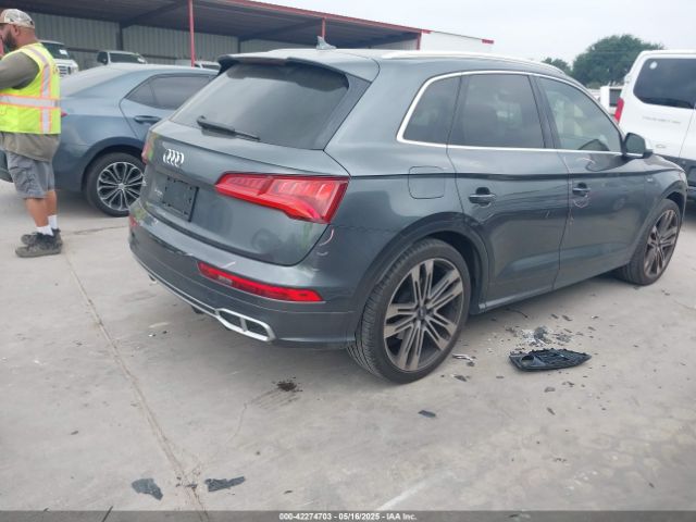 2018 AUDI SQ5 WA1C4AFY8J2112081 Photo 3