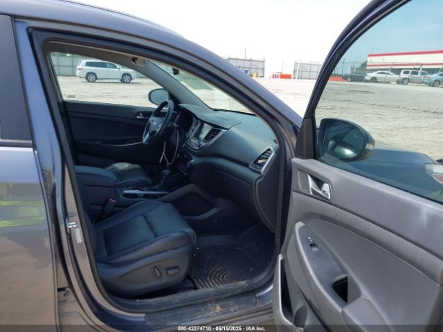 2016 HYUNDAI TUCSON KM8J33A24GU249526 Photo 4