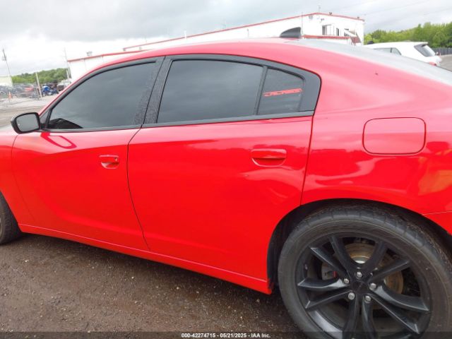 2C3CDXHGXGH333232 Dodge Charger Sxt