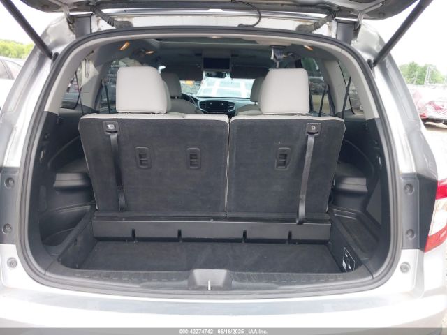 5FNYF6H0XLB020657 Honda Pilot Awd Elite