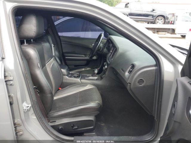 2C3CDXBG8KH643736 Dodge Charger Sxt Rwd