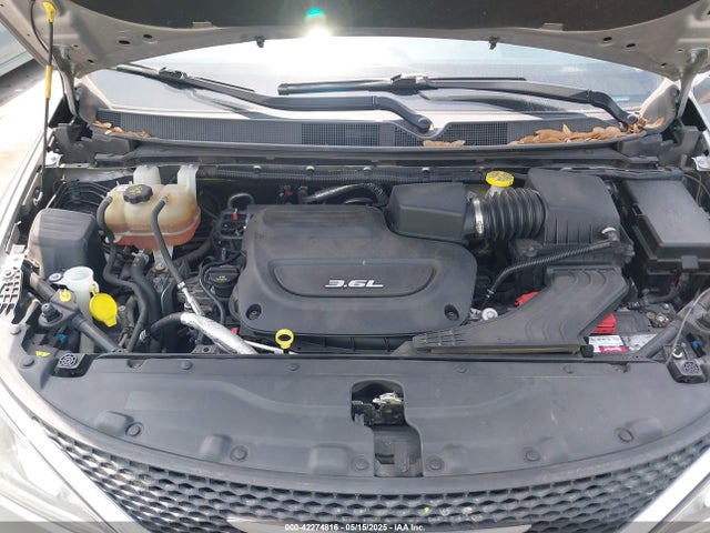 2C4RC1GG2JR232677 Chrysler Pacifica Limited