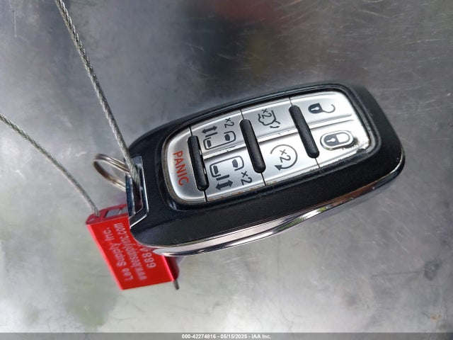 2C4RC1GG2JR232677 Chrysler Pacifica Limited