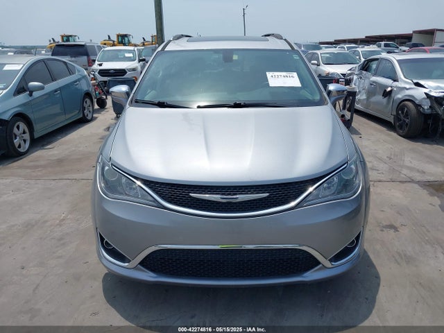 2C4RC1GG2JR232677 Chrysler Pacifica Limited