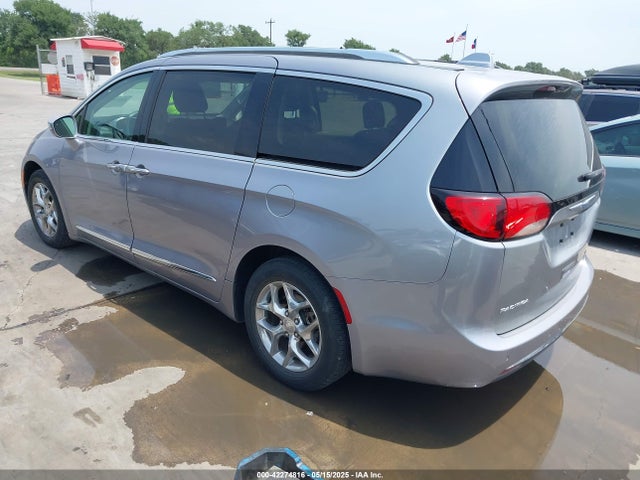 2C4RC1GG2JR232677 Chrysler Pacifica Limited
