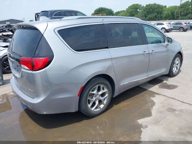 2C4RC1GG2JR232677 Chrysler Pacifica Limited