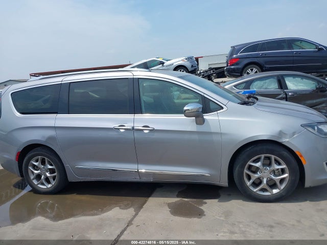 2C4RC1GG2JR232677 Chrysler Pacifica Limited