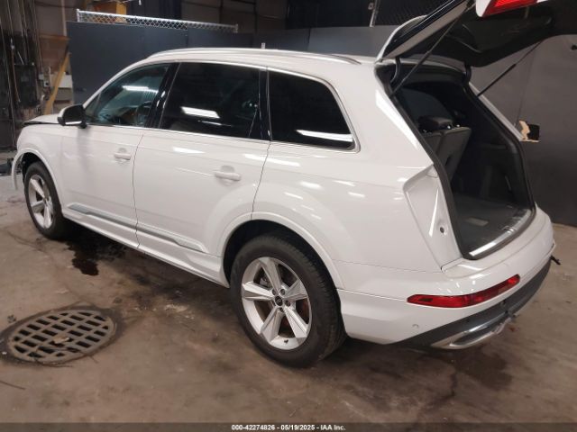 2021 AUDI Q7 WA1AJAF77MD018595 Photo 2