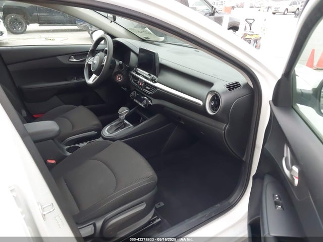 3KPF24AD9KE085542 KIA Forte Lxs