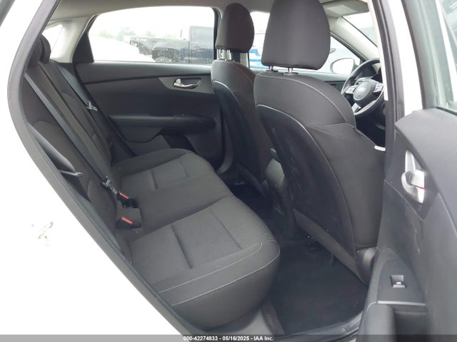 3KPF24AD9KE085542 KIA Forte Lxs