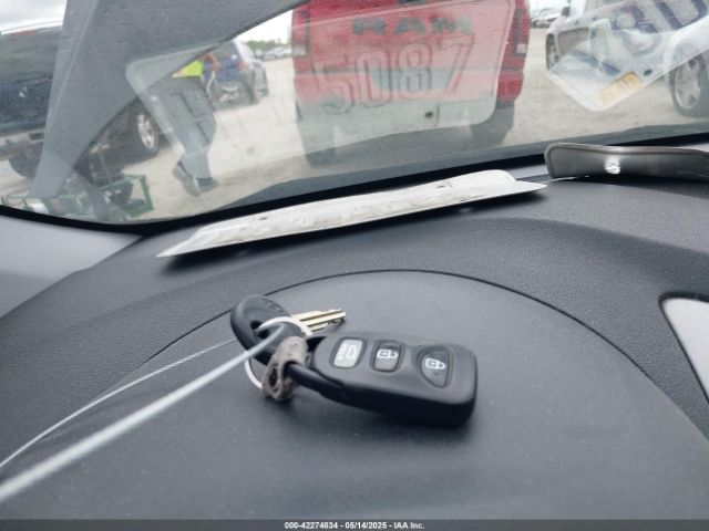 KMHDH4AE2FU260070 Hyundai ELANTRA SE
