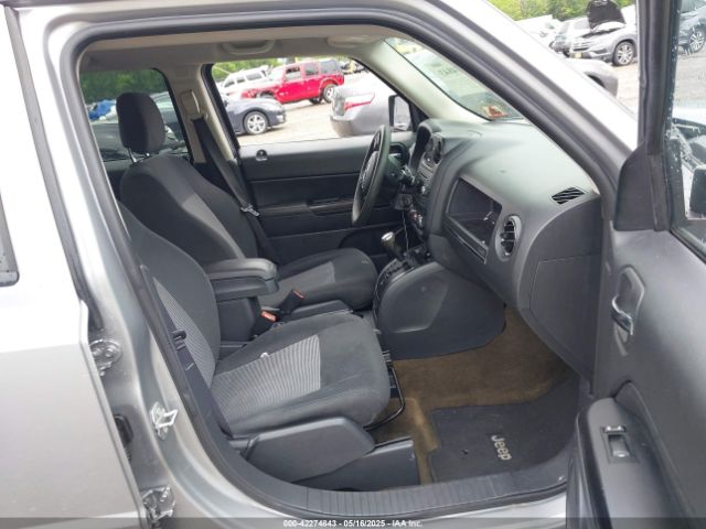 1C4NJRBB8HD122051 Jeep Patriot Sport 4x4