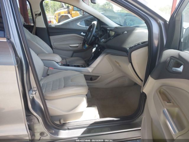 1FMCU0G97EUE34174 Ford ESCAPE SE