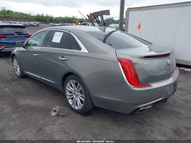 2019 CADILLAC XTS 2G61M5S34K9136818 Photo 2