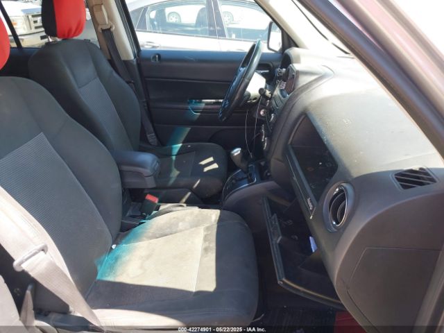 1C4NJPFA1GD612920 Jeep Patriot Latitude