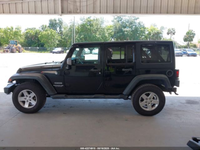 1C4BJWDG1GL266684 Jeep Wrangler Unlimited Sport