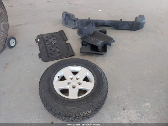 1C4BJWDG1GL266684 Jeep Wrangler Unlimited Sport