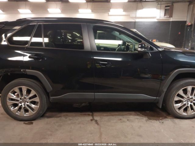 2T3A1RFV6LW130440 Toyota Rav4 Xle Premium