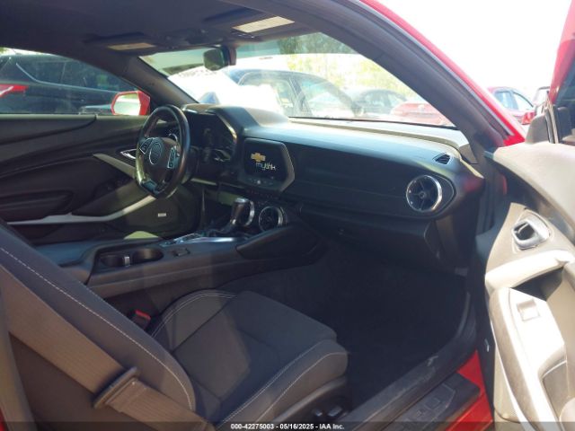 2018 CHEVROLET CAMARO 1G1FB1RX4J0185898 Photo 4