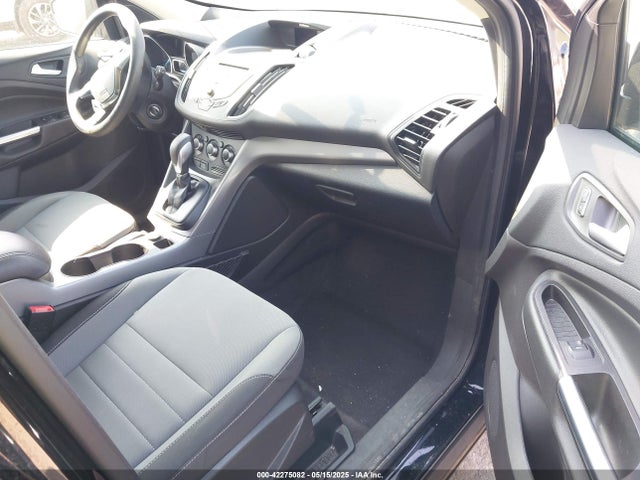1FMCU9G91GUB91291 Ford 2016