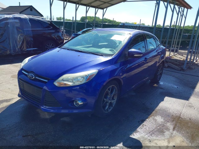 Ford FOCUS SE 2014 1FADP3F25EL323396 Image 2