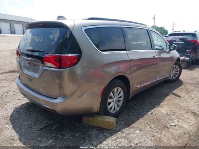 2017 CHRYSLER PACIFICA 2C4RC1BGXHR569390 Photo 3