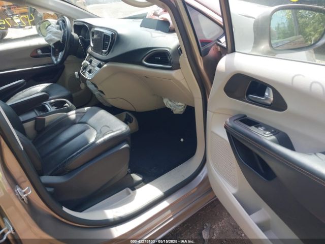 2017 CHRYSLER PACIFICA 2C4RC1BGXHR569390 Photo 4