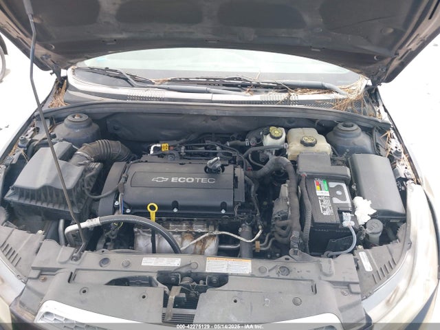 1G1PA5SH1F7283271 Chevrolet Cruze Ls Auto