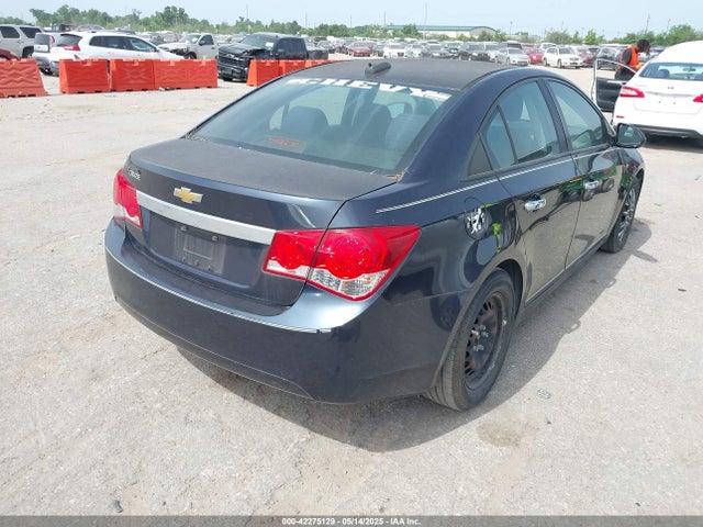 1G1PA5SH1F7283271 Chevrolet Cruze Ls Auto