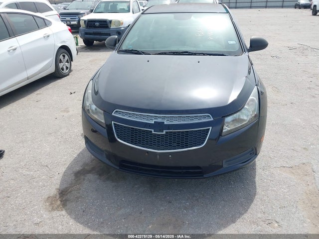 1G1PA5SH1F7283271 Chevrolet Cruze Ls Auto