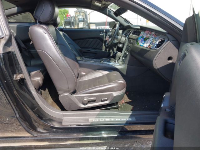 1ZVBP8AM0E5267389 Ford Mustang V6 Premium
