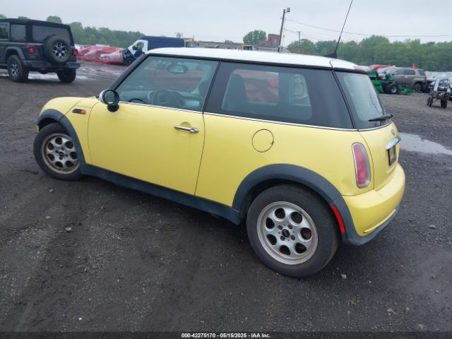 2005 MINI COOPER WMWRC33495TJ68723 Photo 2