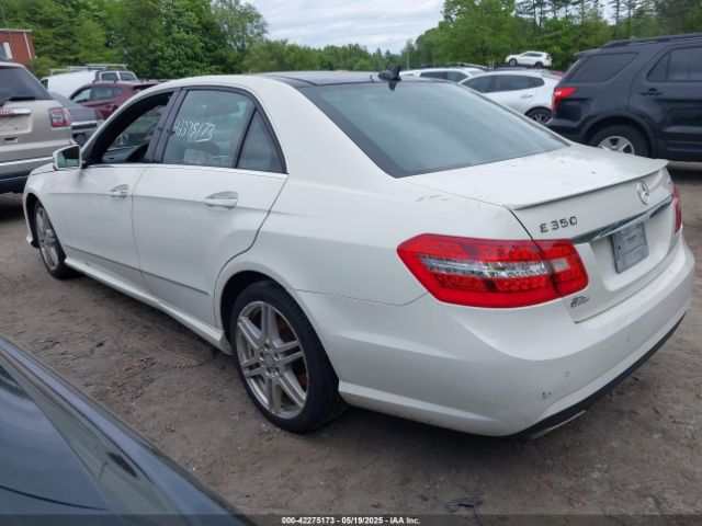 2011 MERCEDES-BENZ E 350 WDDHF8HB4BA279834 Photo 2